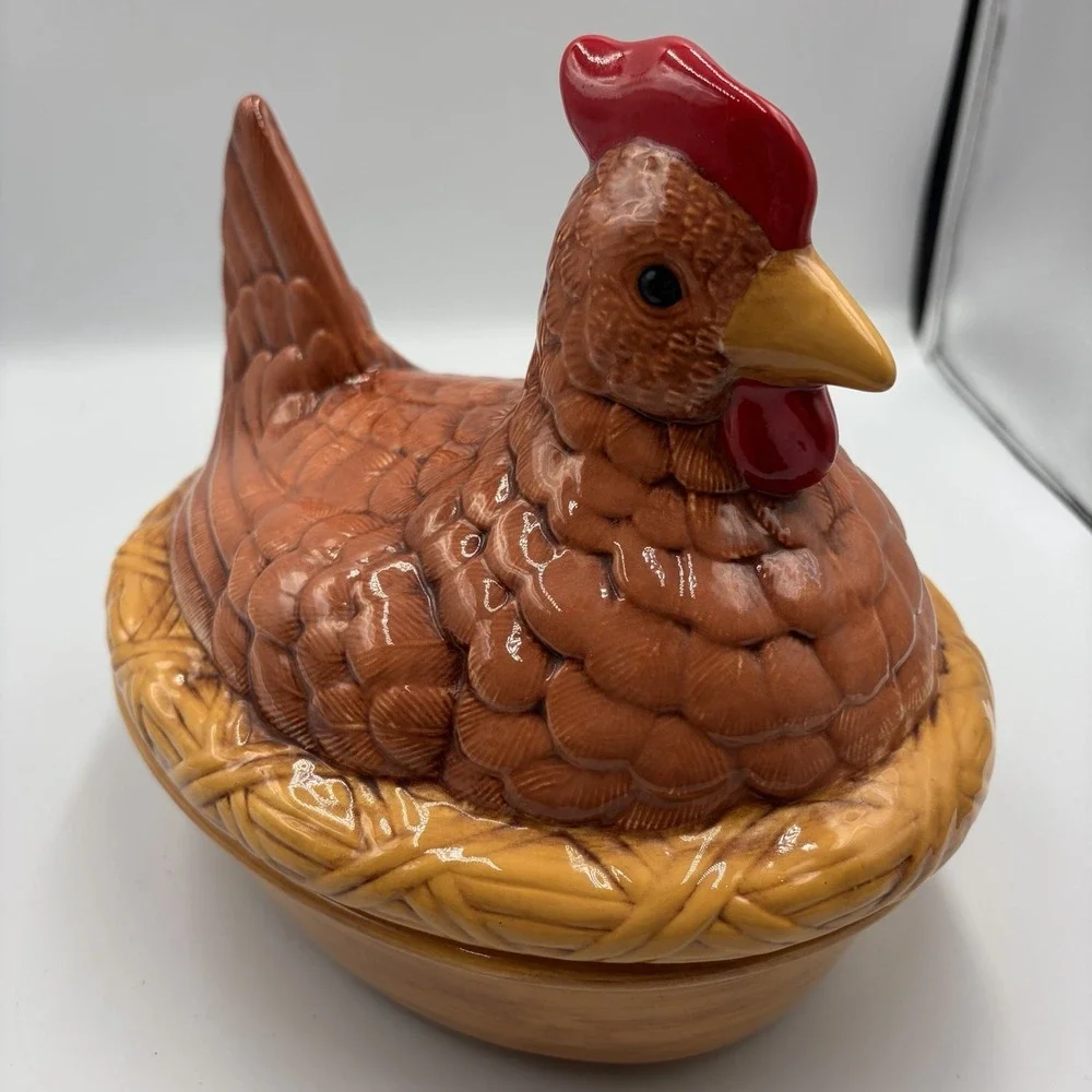 Vtg Ceramic Chicken Hen on Nest Trinket Candy Dish‎ Lid MCM Cottage Core Granny